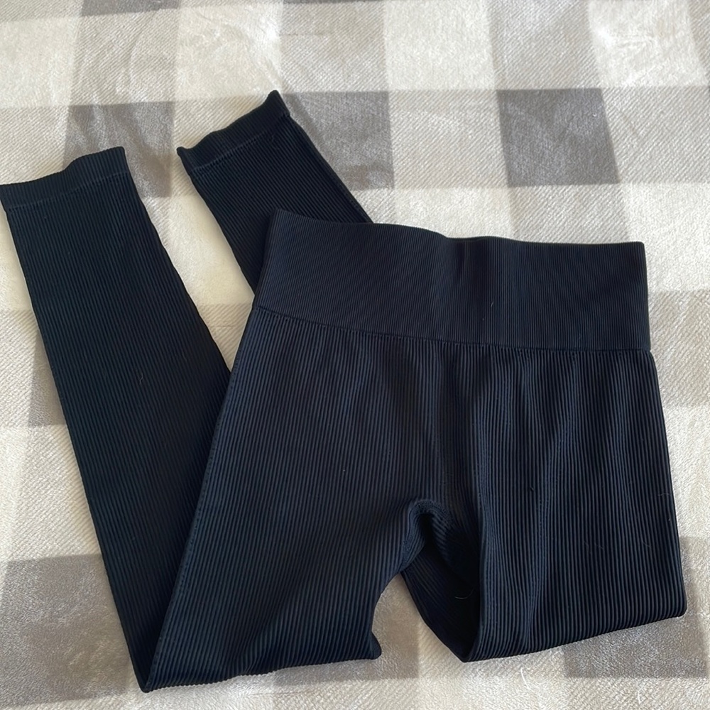 Colsie High Waist Leggings
